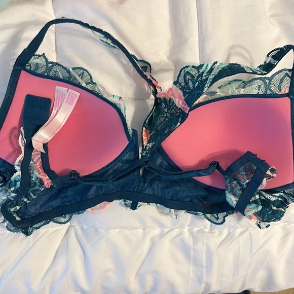 PINK bralette - Picture 2 of 3